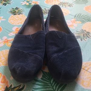 Navy blue TOMS ‼️ FINAL MARKDOWN ‼️
